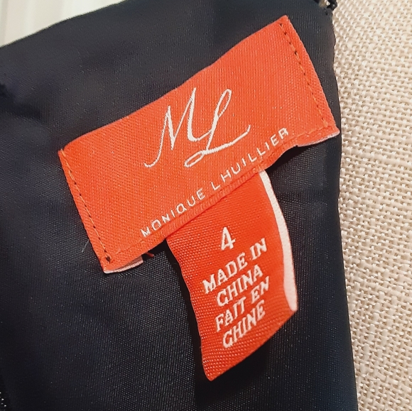 Monique Lhuillier Navy Lace Sleeve Gown - Picture 9 of 10